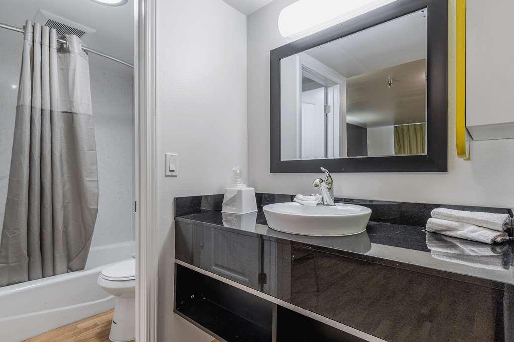 Studio 6 Victorville - Apple Valley Room photo