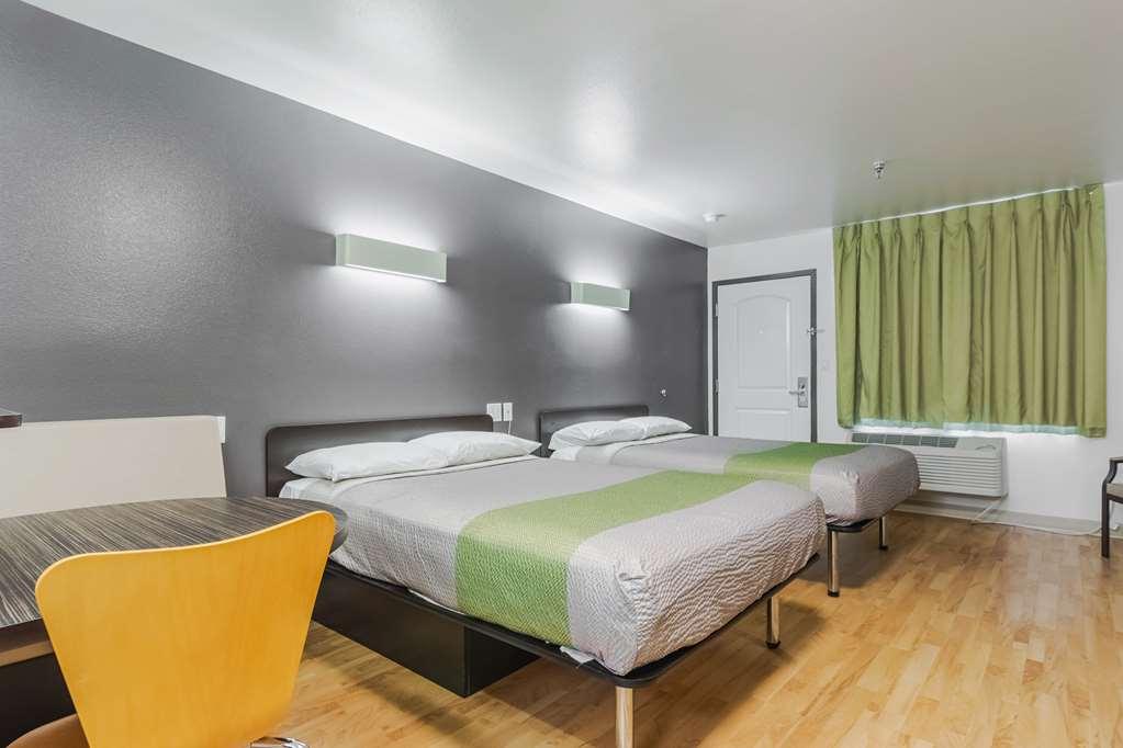Studio 6 Victorville - Apple Valley Room photo
